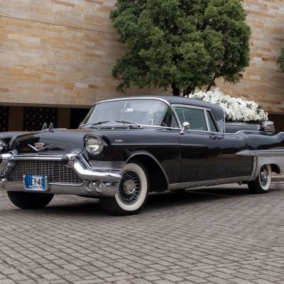 19-cadillac-superior-floral-1957-iey403_53305296568_o