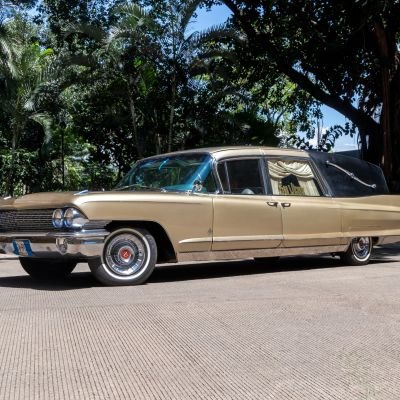 24-cadillas-superior-landau-1961-usv900_53305050201_o
