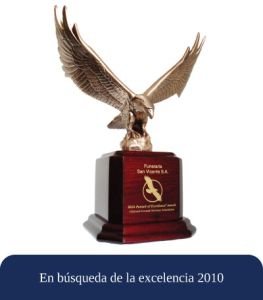 En-búsqueda-de-la-excelencia-2010
